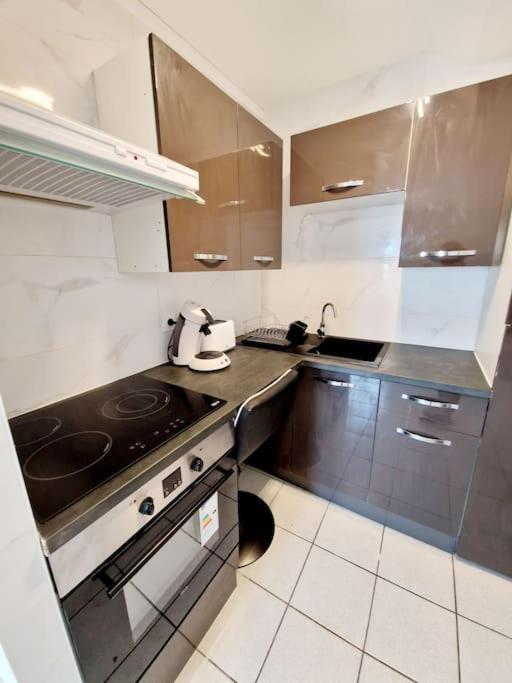 Agreable Appartement T2 Centre Ville Valence  Exterior foto